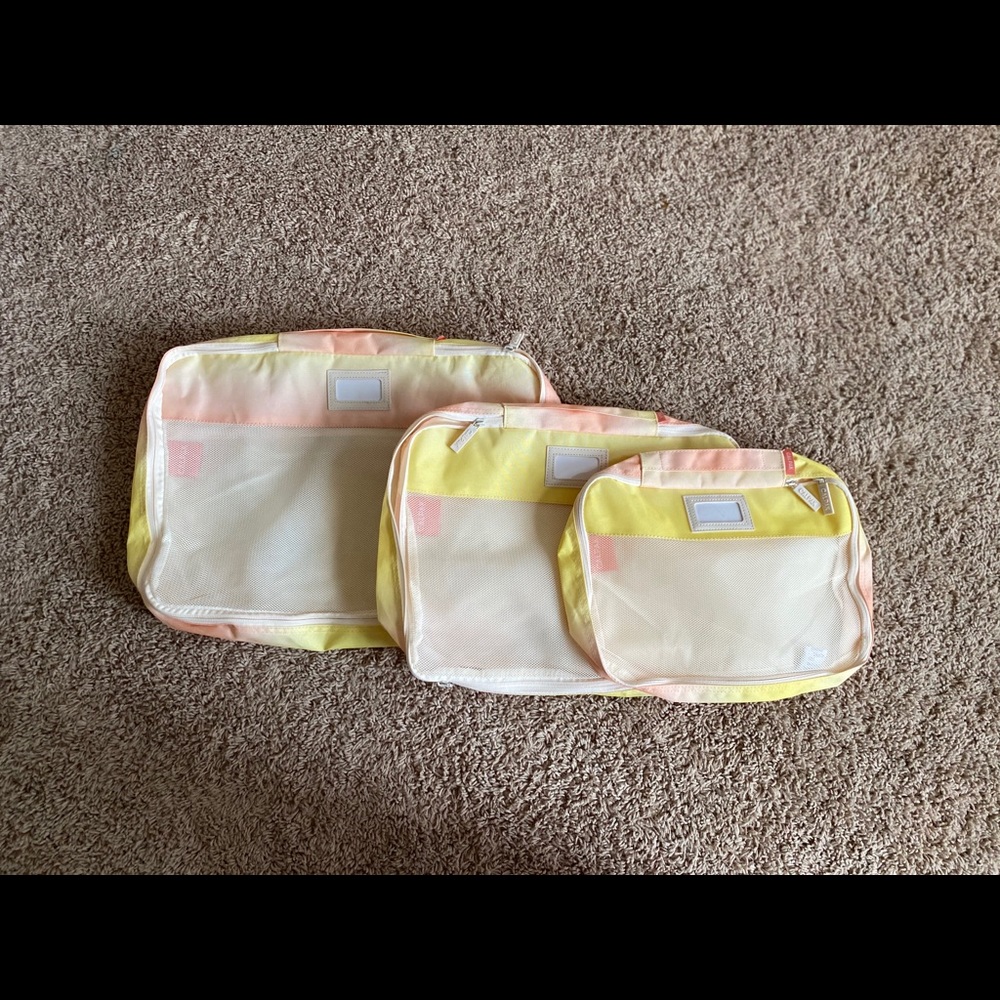 Calpak cubes